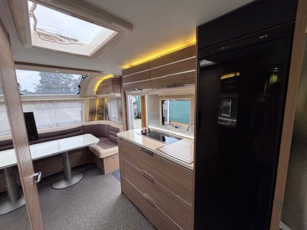 Adria Adora 593 UP bj.2015 QUEENSBED, MOVER en VOORTENT!!! - Afbeelding 23
