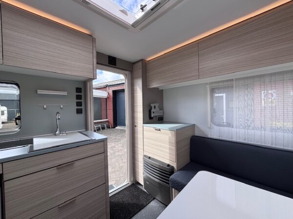 Adria Altea 432 PX bj.2021 met VOORTENT ISABELLA!!! - Afbeelding 8