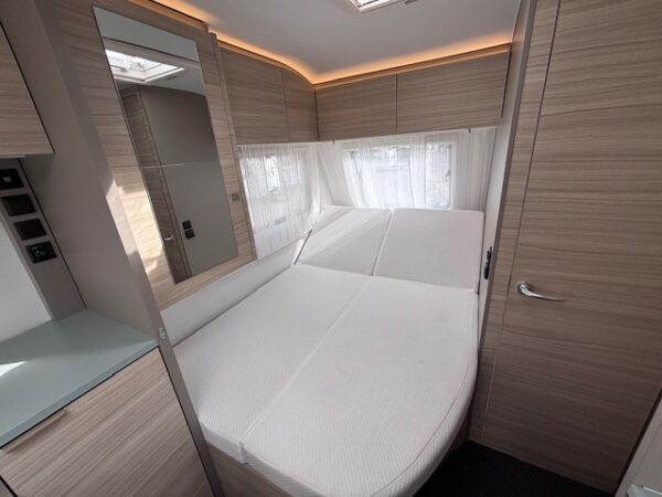 Adria Altea 432 PX bj.2021 met VOORTENT ISABELLA!!! - Afbeelding 13