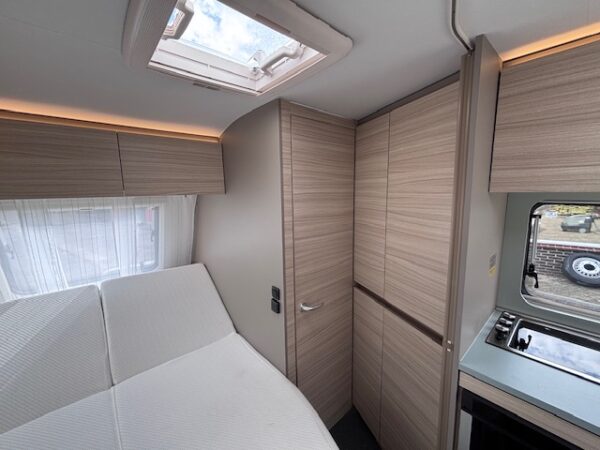 Adria Altea 432 PX bj.2021 met VOORTENT ISABELLA!!! - Afbeelding 14