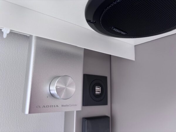 Adria Altea 432 PX bj.2021 met VOORTENT ISABELLA!!! - Afbeelding 19