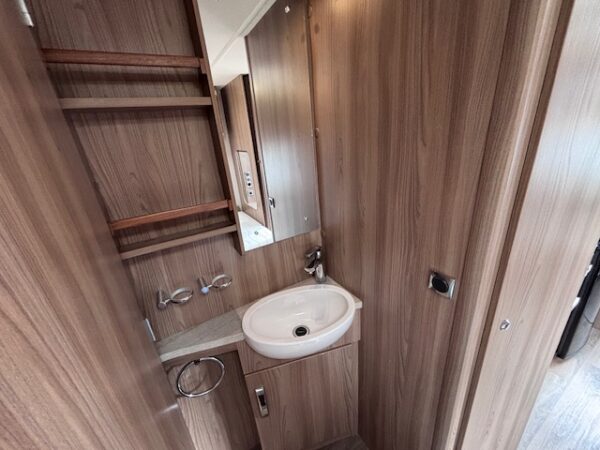 Sprite Cruzer 480 SR bj.2014 MOVER en ZAKLUIFEL!!! - Afbeelding 21