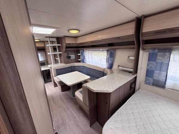 Hobby De Luxe 650 KMFE bj.2016, MOVER, VOORTENT, 8 PERSOONS!!! - Afbeelding 22