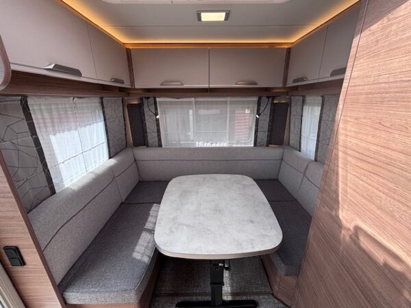 Knaus Sport 500EU bj2022 met ZAKLUIFEL en 2 APARTE BEDDEN!!! - Afbeelding 7