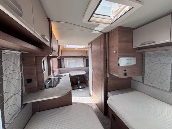 Knaus Sport 500EU bj2022 met ZAKLUIFEL en 2 APARTE BEDDEN!!! - Afbeelding 17