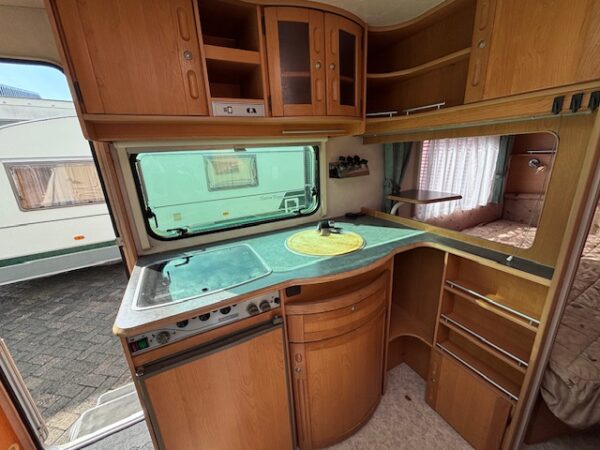 Adria Unica B 462 DP bj.2000, met VOORTENT en LUIFEL!!! - Afbeelding 10