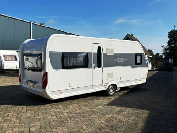 Hobby De Luxe 560 CFE bj.2014 met mover en voortent - Afbeelding 2