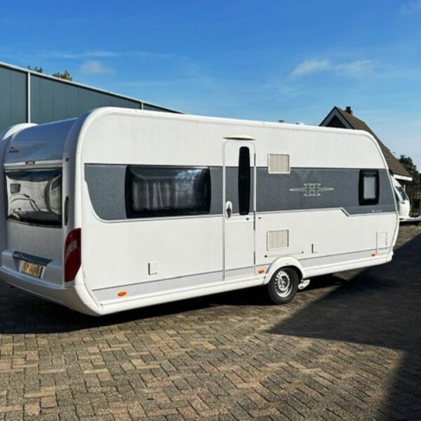Hobby De Luxe 560 CFE bj.2014 met mover en voortent