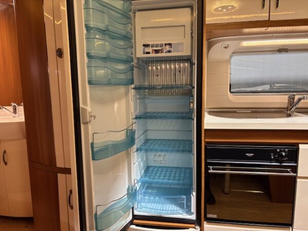 Hobby 645 VIP bj. 2015 Met mover, airco en cassette luifel! - Afbeelding 15