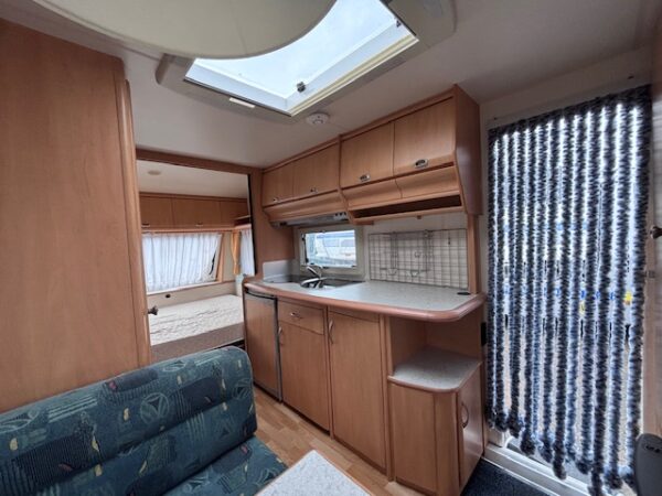 Hobby De luxe Easy 440 bj.2002 met VOORTENT - Afbeelding 9