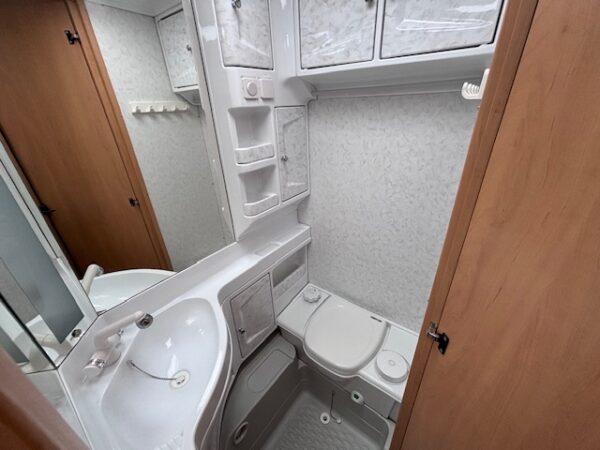 Hobby De luxe Easy 440 bj.2002 met VOORTENT - Afbeelding 13