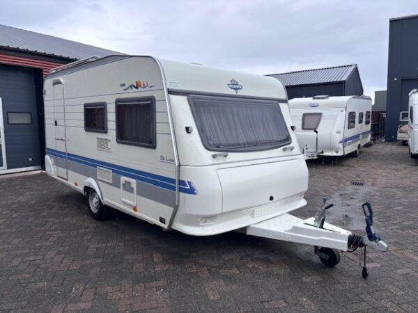 Hobby De luxe Easy 440 bj.2002 met VOORTENT