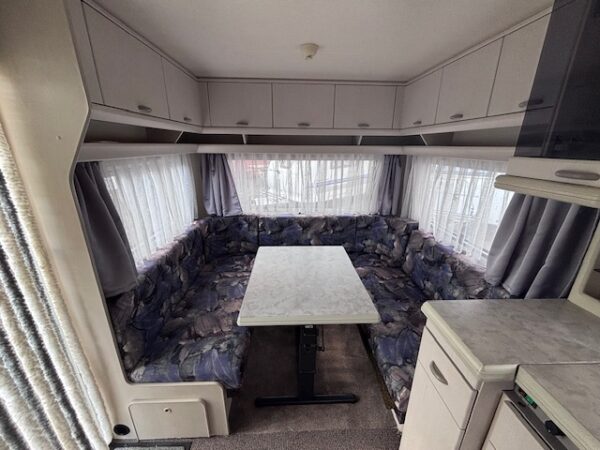 Hobby Elegance bj.1995 met VASTBED - Afbeelding 6