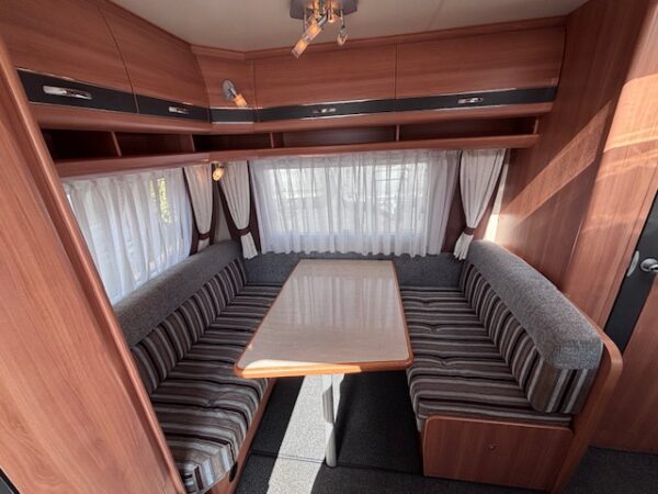 Hobby De Luxe 440 SF bj.2011 MOVER en VOORTENT!!! - Afbeelding 6