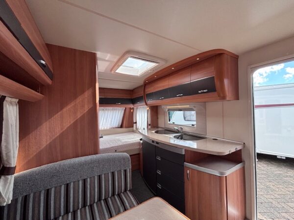 Hobby De Luxe 440 SF bj.2011 MOVER en VOORTENT!!! - Afbeelding 7