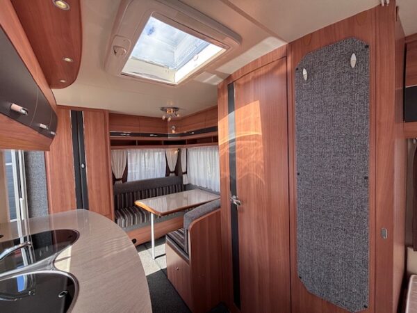 Hobby De Luxe 440 SF bj.2011 MOVER en VOORTENT!!! - Afbeelding 15