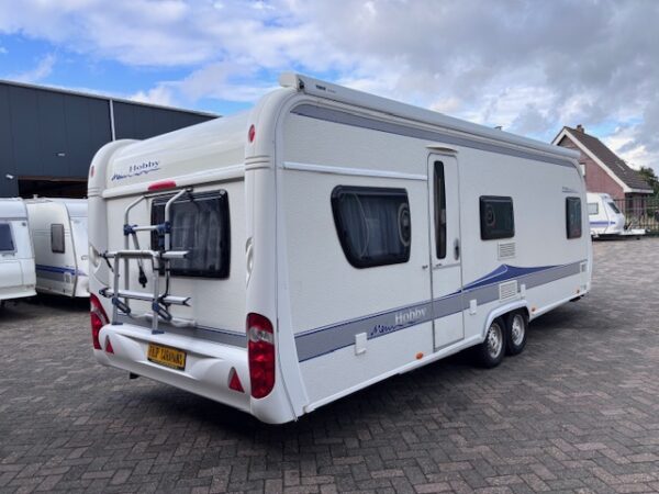 Hobby Prestige 650 KMFE bj.2009 met STAPELBED en MOVER - Afbeelding 2