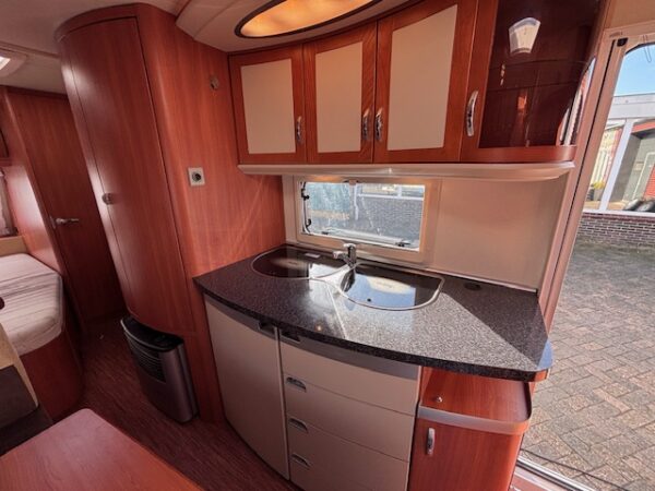 Hobby Prestige 650 KMFE bj.2009 met STAPELBED en MOVER - Afbeelding 13