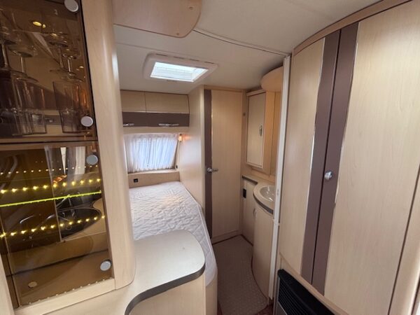 Hobby La Vita 460 UFE bj.2010 MOVER, VOORTENT!!! - Afbeelding 13