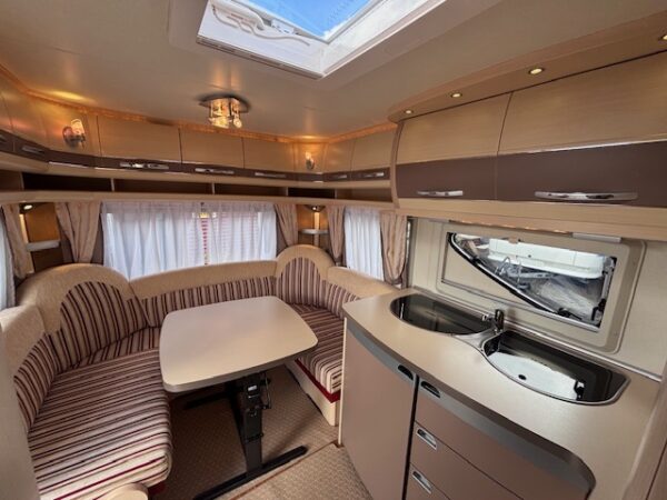 Hobby La Vita 460 UFE bj.2010 MOVER, VOORTENT!!! - Afbeelding 19