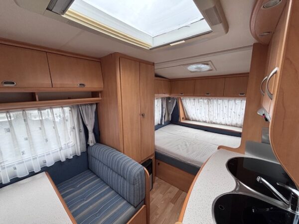 Hobby De luxe Easy 400 SF bj.2004 MOVER en VOORTENT!!! - Afbeelding 15