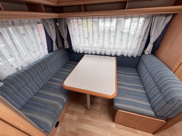 Hobby De luxe Easy 400 SF bj.2004 MOVER en VOORTENT!!! - Afbeelding 6