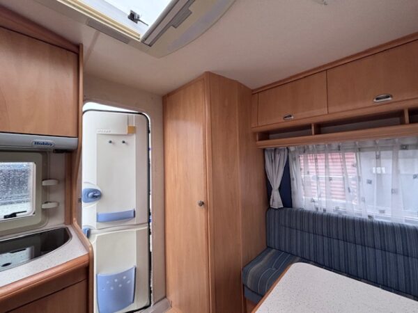 Hobby De luxe Easy 400 SF bj.2004 MOVER en VOORTENT!!! - Afbeelding 8