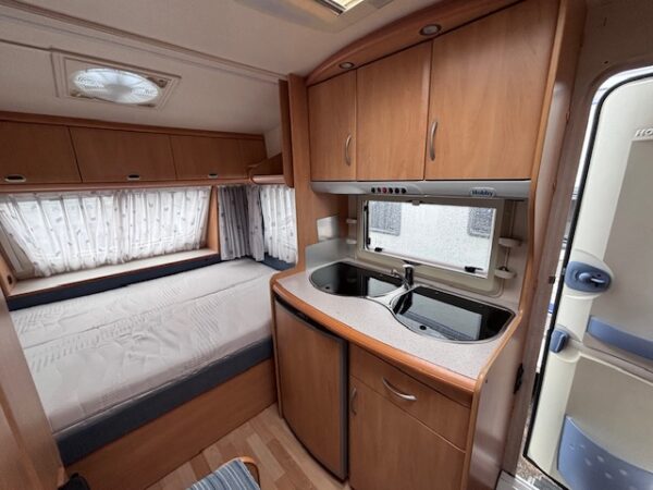 Hobby De luxe Easy 400 SF bj.2004 MOVER en VOORTENT!!! - Afbeelding 12