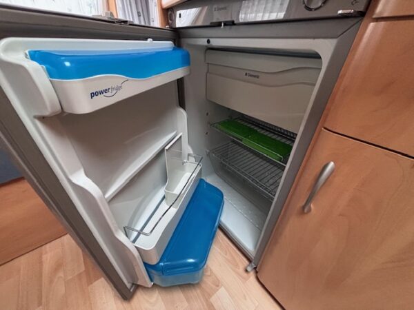 Hobby De luxe Easy 400 SF bj.2004 MOVER en VOORTENT!!! - Afbeelding 14