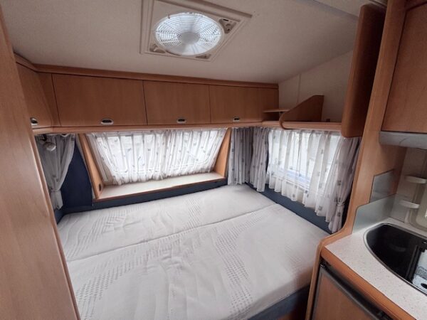 Hobby De luxe Easy 400 SF bj.2004 MOVER en VOORTENT!!! - Afbeelding 17