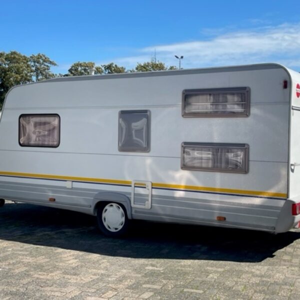 Bürstner Fun 480 TK bj.2002 met STAPELBED, 6PERSOON