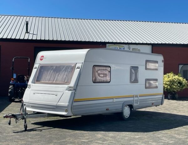 Bürstner Fun 480 TK bj.2002 met STAPELBED, 6PERSOON