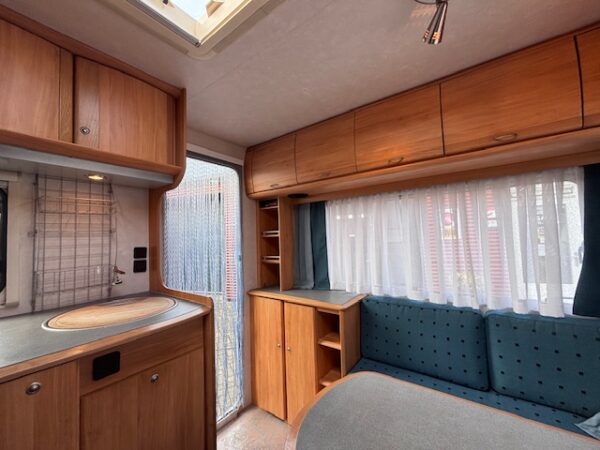 Adria Adiva 432 PS bj.2003 met MOVER en VOORTENT!!! - Afbeelding 8