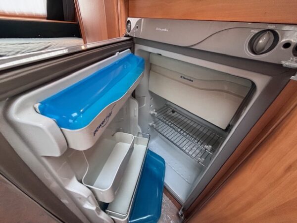 Adria Adiva 432 PS bj.2003 met MOVER en VOORTENT!!! - Afbeelding 12