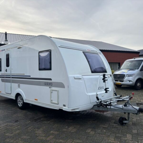 Adria Adora 462PU, bj.2015 Met mover, voortent fietsendrager