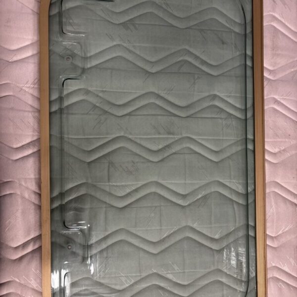 Tabbert raam met gouden rand 76x 47